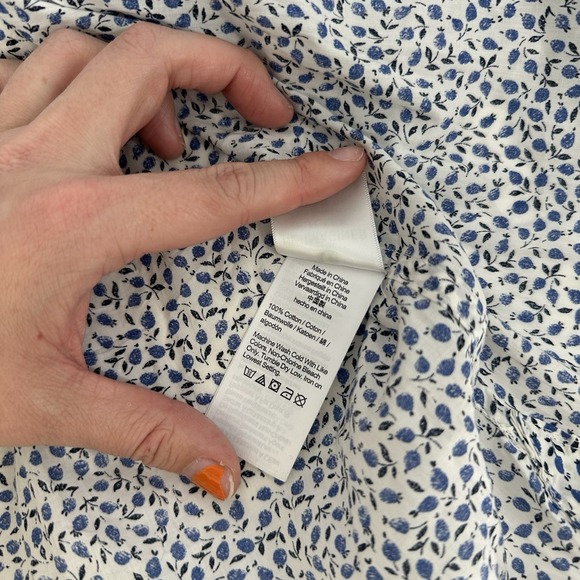 J.Crew Classic-fit Shirt in Liberty® Ed Blue Flowers Floral Ruffles Cotton Sz 2 - Picture 5 of 7